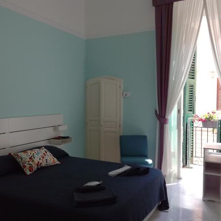 Cairoli 79 Apartment Bari Ngoại thất bức ảnh